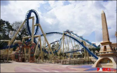 Quelle est cette attraction, qui fait partie des plus sensationnelles du Parc ?