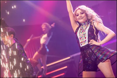 À quel âge Karol a-t-elle commencé sa carrière ?