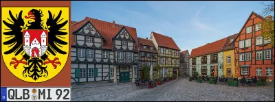 Retournons au cur historique de la nation allemande : la très médiévale Quedlinburg (Saxe-Anhalt), patrie du poète Friedrich G. Klopstock (1724-1803), a quelque chose d'historiquement particulier : quoi donc ?