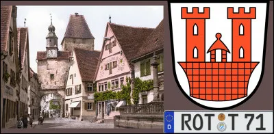 La cité médiévale de "ROT" [Retrouvez son nom !] faillit être rasée en octobre 1631 par les catholiques : leur chef, le Brabançon Jean t'Serclaes, comte de Tilly, lança un défi qui fut relevé et la sauva : lequel ?