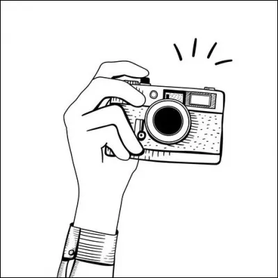 En 1999, en voulant prendre une photo, un spectateur fait chuter un coureur italien :