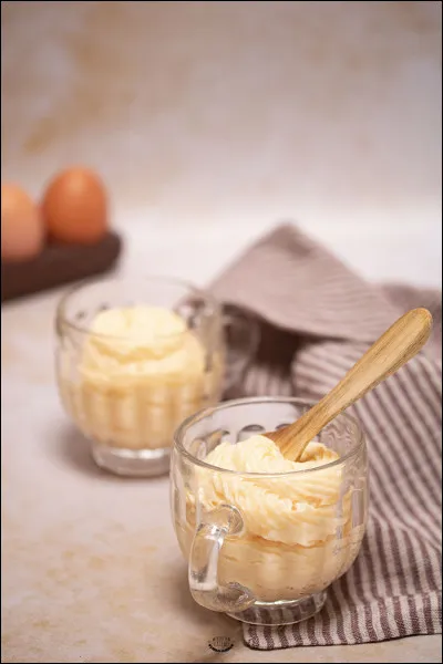 Quel gâteau est associé à la crème Chiboust ?