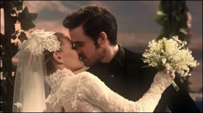 Quelle est la chanson pendant leur mariage ?