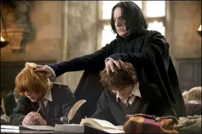 Pourquoi Severus Rogue d&eacute;teste-t-il James Potter ?