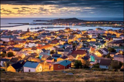 O&ugrave; se trouve la collectivit&eacute; fran&ccedil;aise d'outre-mer de Saint-Pierre-et-Miquelon ?