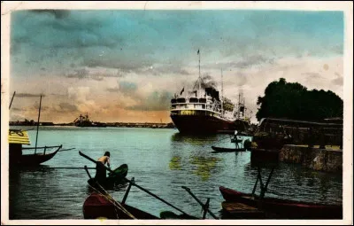 De quel port parle Dutronc dans sa chanson "Opium" ?