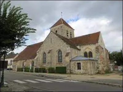 Vous avez sur cette image l'église Saint-Cyr-et-Sainte-Julitte de Saint-Cyr-sur-Morin. Village Seine-et-Marnais, il se trouve en région ...