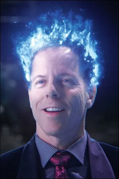 Avec qui Hadès est-il sorti ?