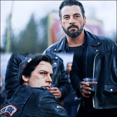 Qui est le père de Charles ?