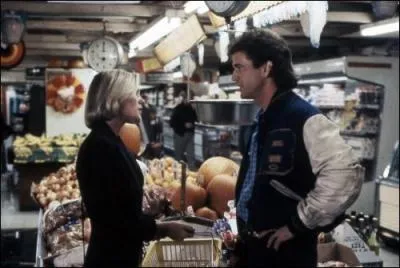 De quelle nationalité est la jeune femme dans ce film ?