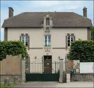 Et nous terminons notre balade, toujours dans le Grand-Est, &agrave; Vailly. Commune de la m&eacute;tropole Troyenne, elle se situe dans le d&eacute;partement ...