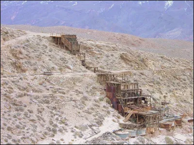 Qui n'a jamais présenté Échappées Belles ?