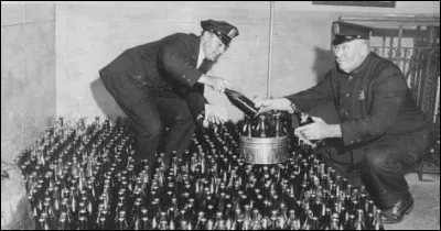 Comment se nomme la période aux États-Unis où lalcool fut interdit ?