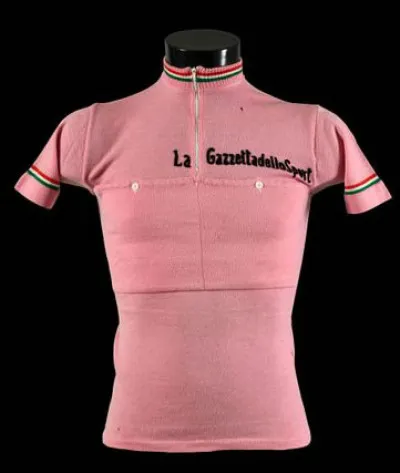 Qui est le premier coureur français à porter le maillot rose de leader au classement général ?