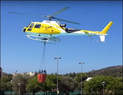 À l'aide de ce Bambi bucket, quel acte va réaliser l'hélicoptère ?