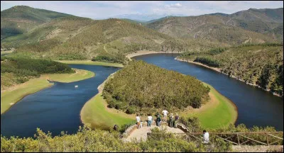 Changement de décor. Nous voici en Estrémadure. Je vous envoie une jolie carte postale...
