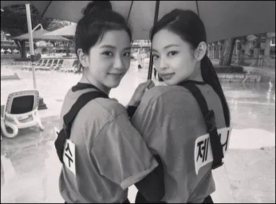 Quel est son pseudo Instagram ?