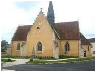 Village du Centre-Val-de-Loire, dans l'arrondissement de Nogent-le-Rotrou, Saint-Bomer se trouve dans le département ...