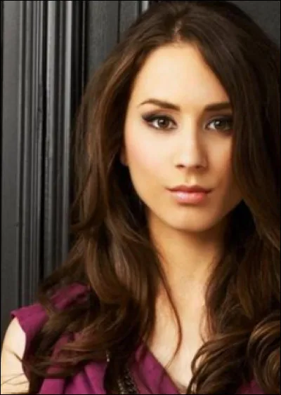Qui est l'actrice de Spencer Hastings ?