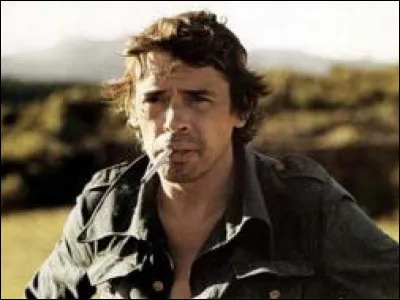 Dans une de ses chansons, il parle de vingt secrétaires. Dans laquelle ?