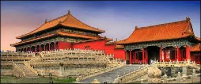Durant quel siècle fut construite la Cité interdite de Pékin ?