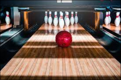Combien y a-t-il de trous dans une boule de bowling ?