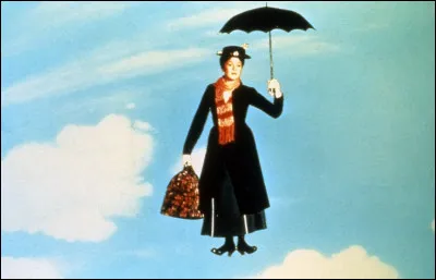 Mary Poppins : dans quelle famille se retrouve-t-elle nurse ?