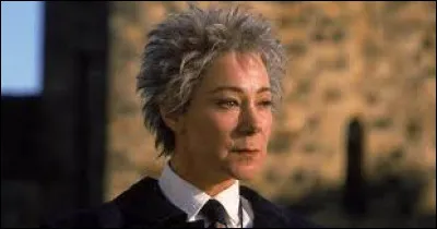 Comment s'appelle ce professeur ?