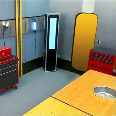 Quelle émission de vulgarisation scientifique est indissociable de son camion-laboratoire ?