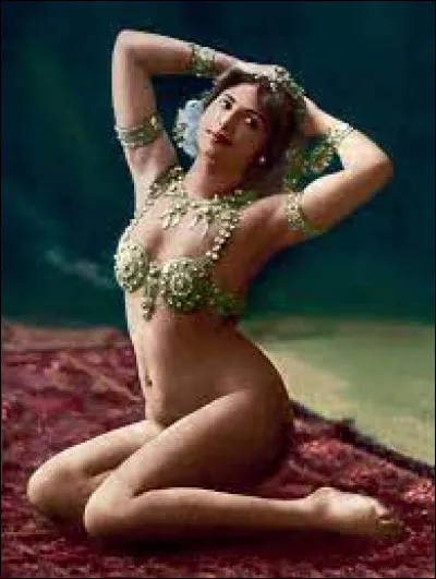 Mata Hari : toujours dans le domaine de l'espionnage, qu'est-il advenu de la danseuse exotique Mata Hari en 1917 ?