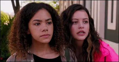 Qui est cette fille et quel lien a-t-elle avec Ginny ?