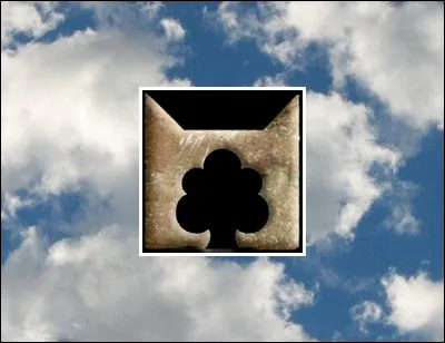 Que découvre-t-il sur le territoire du Clan du Ciel ?