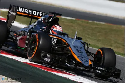 Parmi les trois pilotes allemands sur cette grille 2015, celui de la Force India num&eacute;ro 27 est le seul &agrave; ne pas courir dans une grande &eacute;curie. Quel est son nom ?