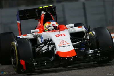 Au cours de la saison, le deuxi&egrave;me baquet chez Manor Marussia est occup&eacute; par deux pilotes. Le premier est le pilote de la voiture num&eacute;ro 98. Comment s'appelle-t-il ?