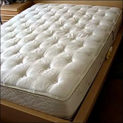 Quelle &eacute;quipe espagnole est surnomm&eacute;e les Matelassiers ?