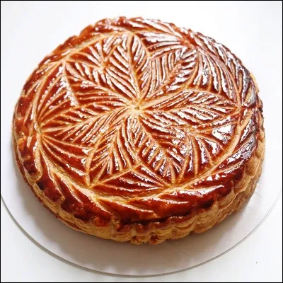 Quel fruit riche en lipides entre dans la composition de la frangipane et du massepain ?