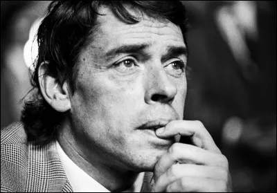 Comme il n'avait rien d'autre à faire et que Madeleine ne viendra pas, il a tourné dans ce film !