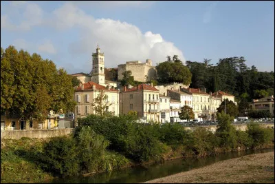 Montélimar : est réputée pour :