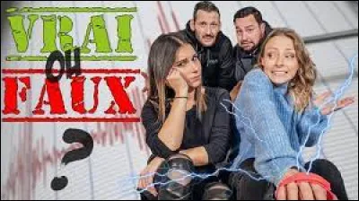 Quel est le nom de la meilleure amie de Roxane ?