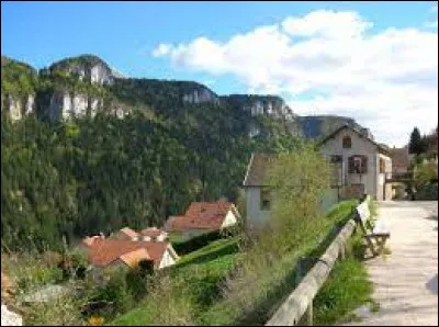 Village d'Auvergne-Rhône-Alpes, dans le parc naturel régional du Vercors, Engins se situe dans le département ...