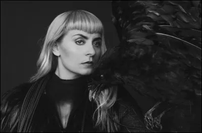 Complétez : 
"Ryð þú, röðla..."