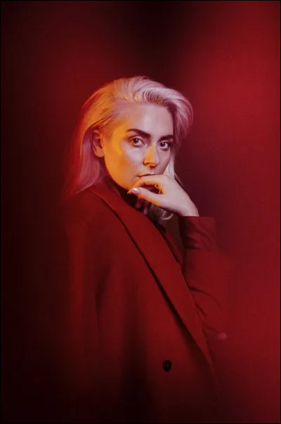 Complétez : 
"Eg gloymi tað..."