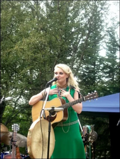 Complétez : 
"Sást tú meg, tá eg kom hagar..."