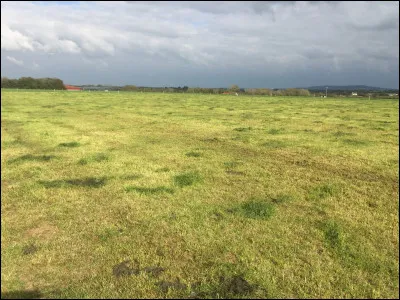 De quel lieu le territoire du clan du Vent est-il le plus proche ?