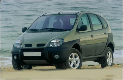 En y repensant, le constructeur de ce monospace baroudeur semble être avant-gardiste puisqu'il a proposé un véhicule qui possède des éléments qui plaisent une vingtaine d'années plus tard. Quel est ce modèle ?