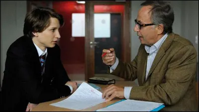 Dans quel film Fabrice Luchini est-il professeur ?