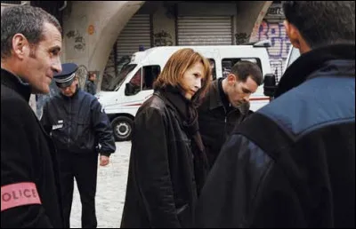 Dans quel film Nathalie Baye est-elle policière ?