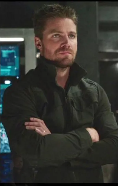 Quel est le deuxième prénom d'Oliver Queen ?