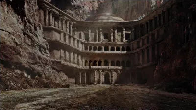 Où est situé Namba Parbat ? (le temple de la ligue des assassins)