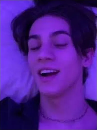 Quel genre de fille préfère-t-il ?